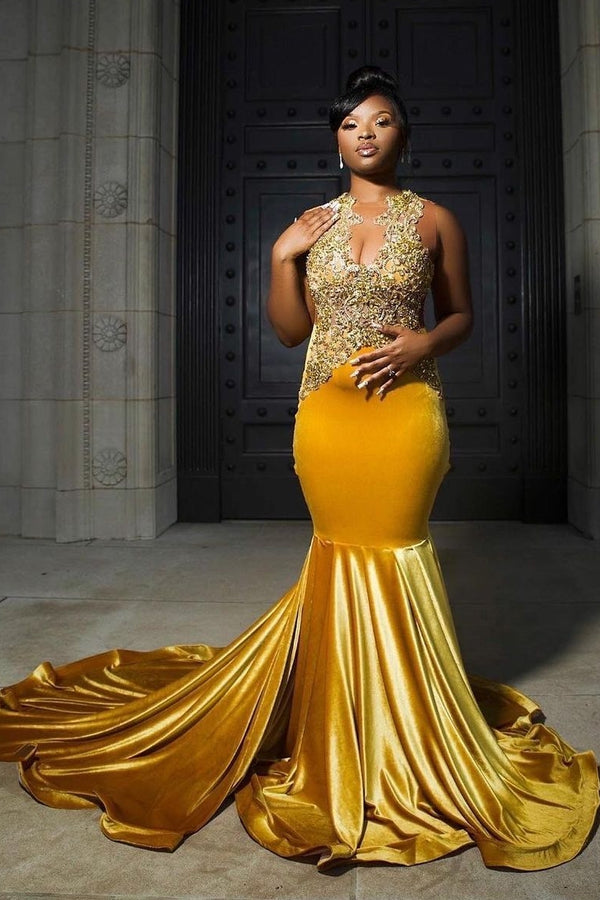Gold Velvet Sleeveless Appliques Sexy Prom Dress with Beadings